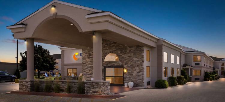 拉丁顿智选假日酒店(Comfort Inn Ludington Near US-10)图片