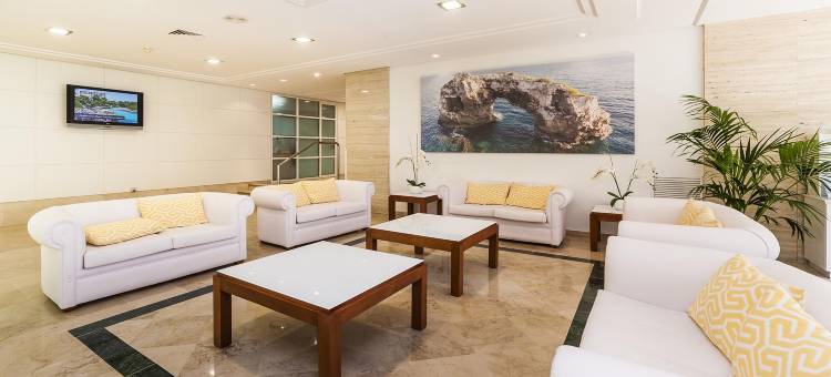 探路者全球酒店(Globales Pionero)图片