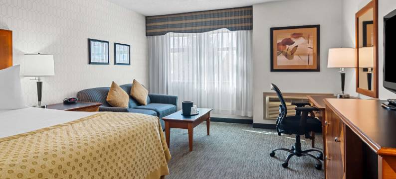 兰利贝斯特韦斯特优质酒店(Best Western Plus Langley Inn)图片