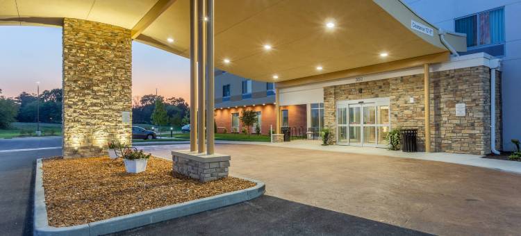 印第安纳波利斯富兰克林万豪万枫套房酒店(Fairfield Inn & Suites Franklin)图片