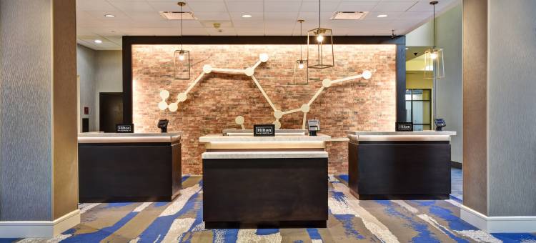 蒙哥马利会议中心希尔顿安泊套房酒店(Embassy Suites by Hilton Montgomery Hotel & Conference Center)图片