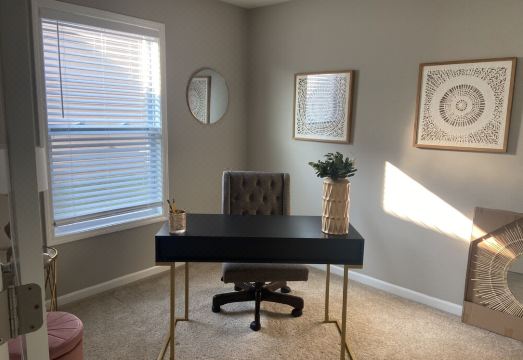 Executive house Hotel Overview