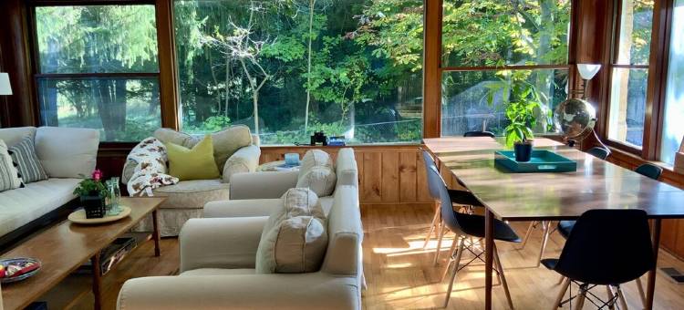 Spacious 4 BDR/3 BA 2 Acre property one minute from Lake Michigan-Dog Friendly!图片