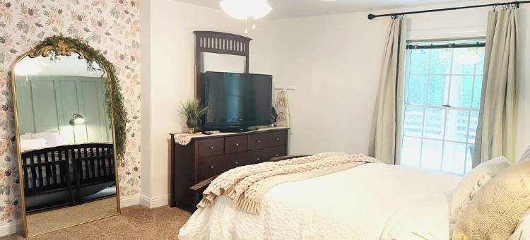 Family Getaway; Skiing, Wineries; Skyline Dr; Sleeps 4; Short Stays; EV+图片