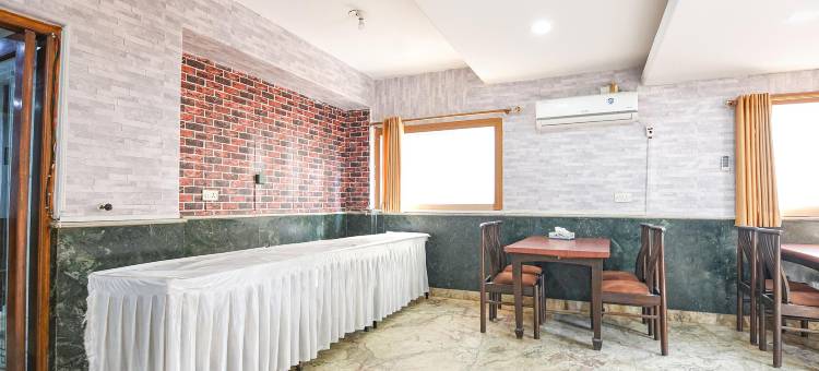 Fabhotel Prime The Everest 30图片