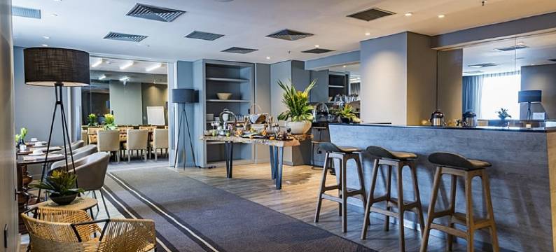 莫维奇布诺51酒店(Movich Buro 51)图片