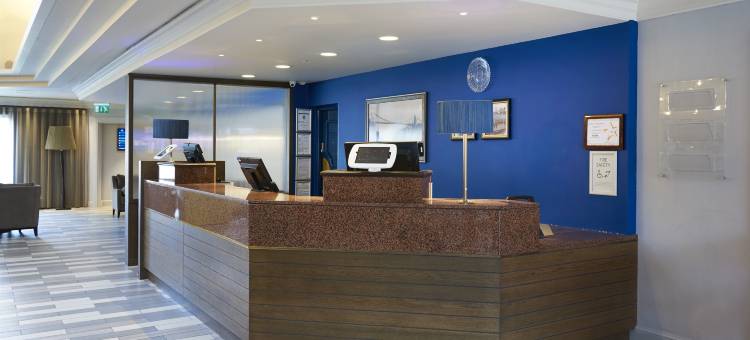 北布里斯托希尔顿逸林酒店(DoubleTree by Hilton Bristol North)图片