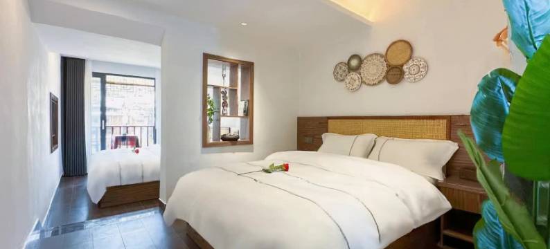 江韵小筑江景民宿(凤凰古城景区南华桥店)图片