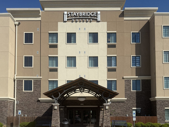 登顿Staybridge Suites