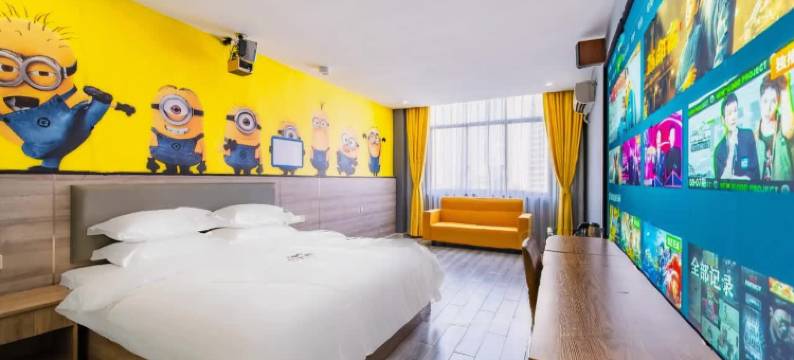 华尚电影酒店(南宁火车站雅里店)图片