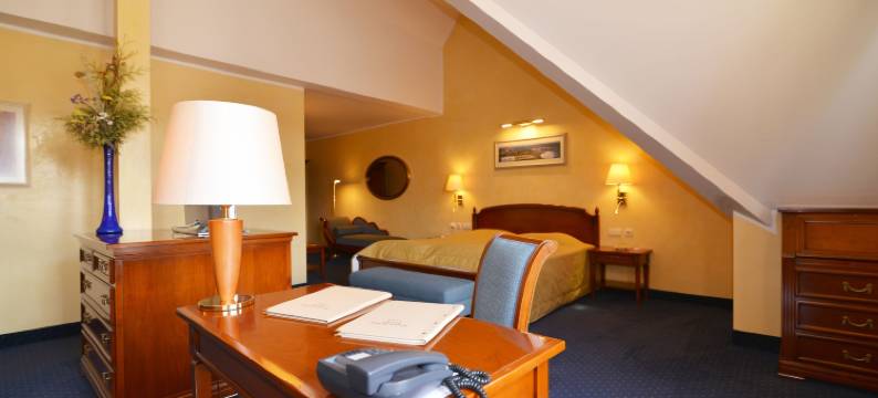 布劳威尔特老城酒店(Altstadthotel Bräuwirt)图片