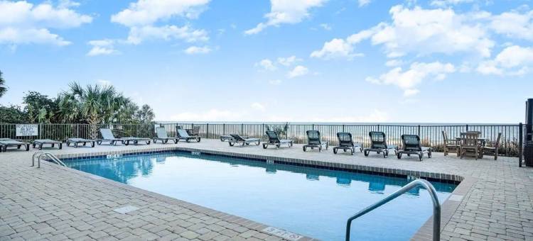 Indoor and Outdoor Pools with Spa Access - Charming Coastal Retreat图片