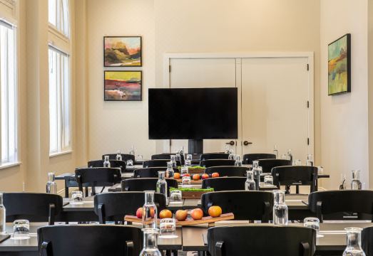 Hotel E Hotel Overview