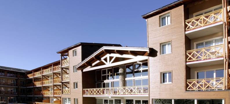 瓦坎斯奥勒 - 比利牛斯2000假日公寓式酒店 (Vacancéole - Appart'Vacances Pyrénées 2000)图片