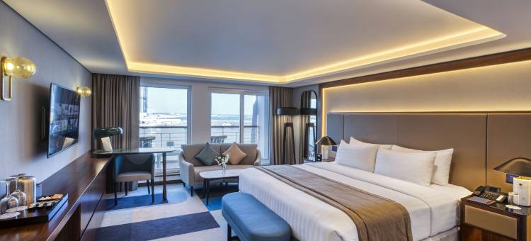 伊丽莎白女王二世酒店(Queen Elizabeth 2 Hotel)图片