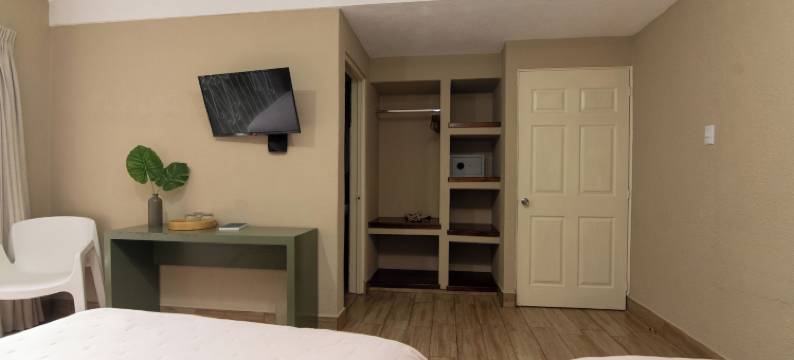 进出酒店(In & Out Hotel)图片