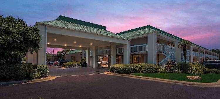 莫斯波因特旗舰贝斯特韦斯特酒店(Best Western Flagship Inn)图片