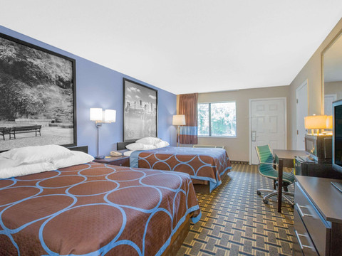 布林克利速8酒店