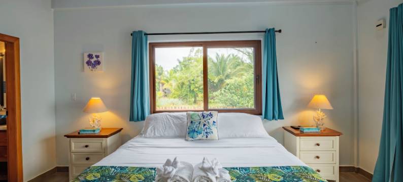 玛雅海滩酒店(Maya Beach Hotel)图片