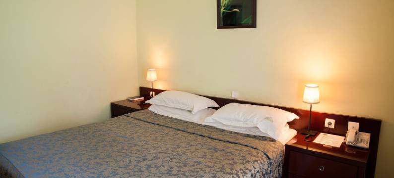 大猩猩基伍湖酒店(Gorillas Lake Kivu Hotel)图片