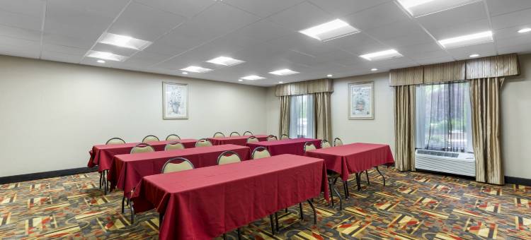 克里夫兰南 - 里奇菲尔德舒适酒店(Comfort Inn, Cleveland South - Richfield)图片