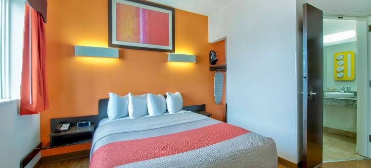 伊格帕斯湖畔6号汽车旅馆(Motel 6 Eagle Pass, TX - Lakeside)图片