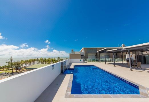 Echelon Apartments Yeppoon Hotel Overview