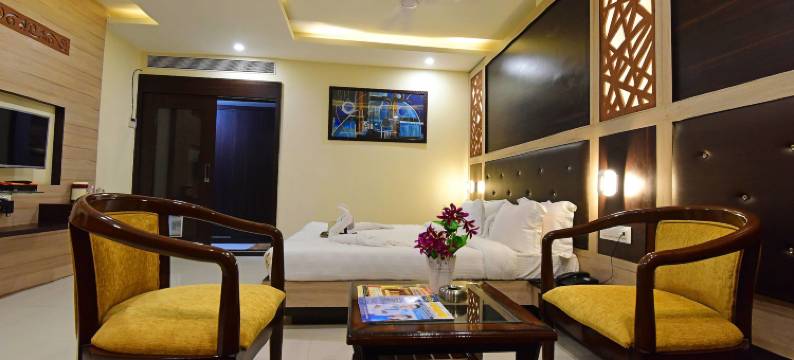 达亚尔斯里天堂酒店(Hotel Dayal Shree Paradise)图片