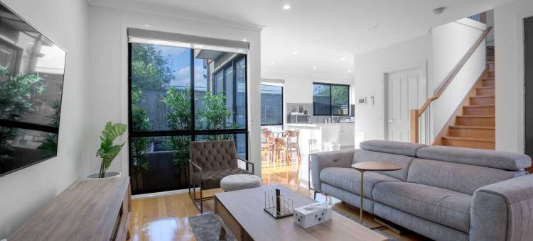 印象深刻宽敞的新城镇房屋@普雷斯顿(Impressive & Spacious New Townhouse@Preston)图片