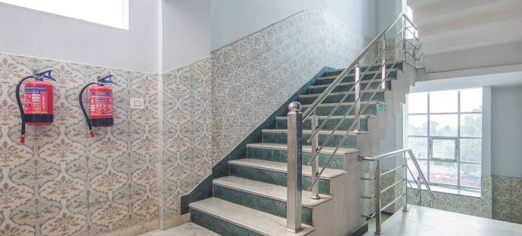 Treebo 特里内塔国际酒店(Treebo Trinetar International)图片