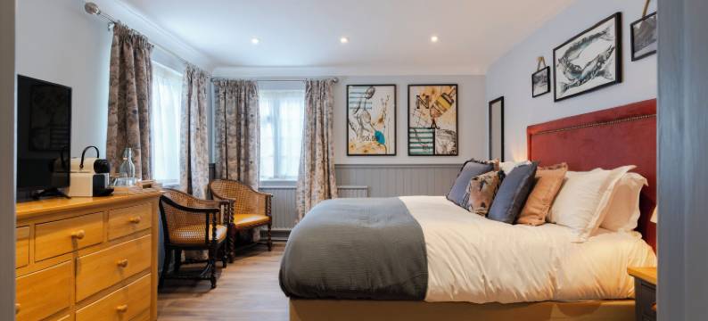 加弗恩港酒店(Port Gaverne Hotel)图片