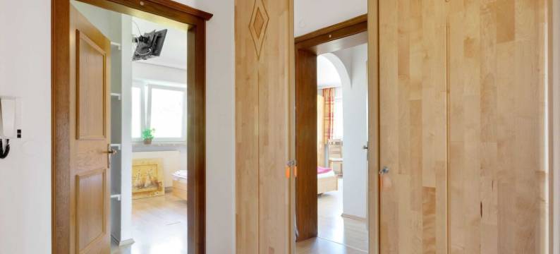 萨尔茨堡带露台和乡村景观的高档公寓(Upscale Apartment in Salzburg with Terrace and Country Views)图片