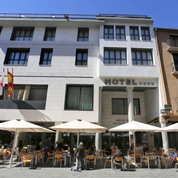 巴瓦斯特罗城市大酒店(Gran Hotel Ciudad de Barbastro)图片