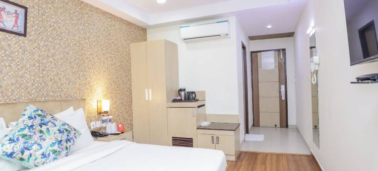 海芬格兰德酒店(Hyphen Grand Hotel)图片