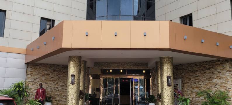 卡尔顿瑞士大酒店(Carlton Swiss Grand Hotel)图片