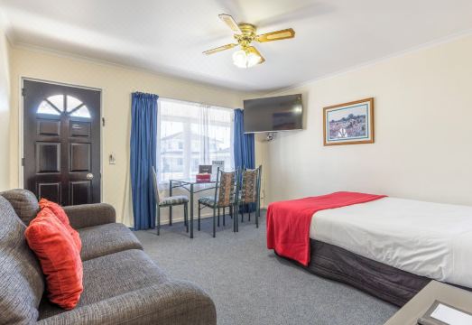 ASURE Prince Motor Lodge Hotel Overview