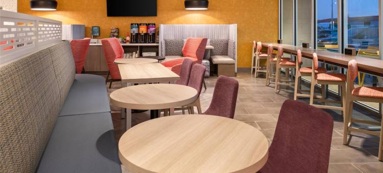 希尔顿惠庭套房酒店伍德兰德萨克拉门托(Home2 Suites by Hilton Woodland Sacramento)图片