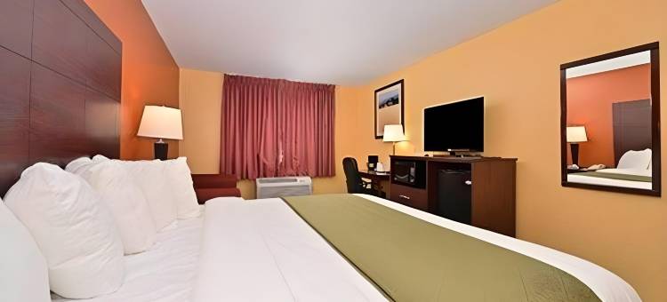 格林内尔凯艺套房酒店 - 近大学(Quality Inn & Suites Grinnell Near University)图片