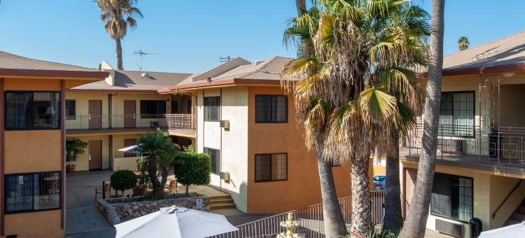 斯蒂迪奥城庭院酒店(Studio City Court Yard Hotel)图片