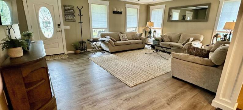 Allatoona Lake House with Dock图片