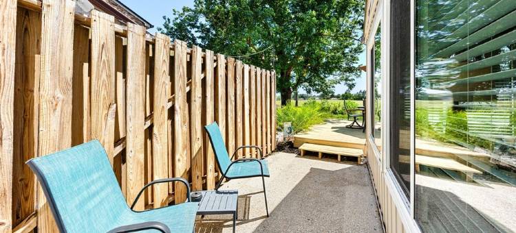 Fred's Nest - Charming 2-Bedroom Perdido Bay Villa, Close to Beach & Golf Course图片