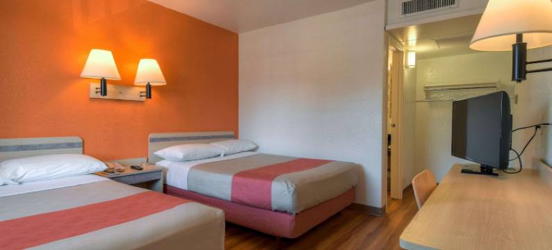 加州朱鲁帕谷6号汽车旅馆 - 里弗赛德西部(Motel 6 Jurupa Valley, CA - Riverside West)图片