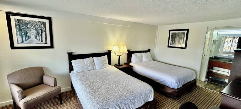 萨默塞特骑士酒店(Knights Inn Somerset)图片