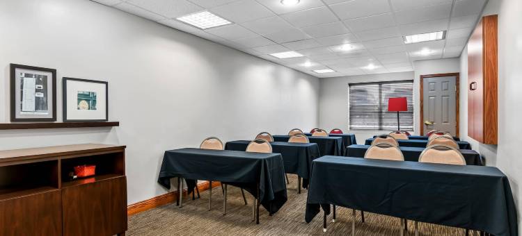 钱伯斯堡丽怡酒店(Country Inn & Suites by Radisson, Chambersburg, PA)图片