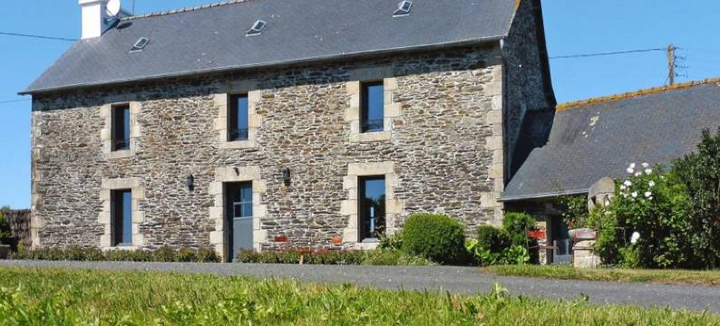 Estate in Landeleau near Aulne River图片