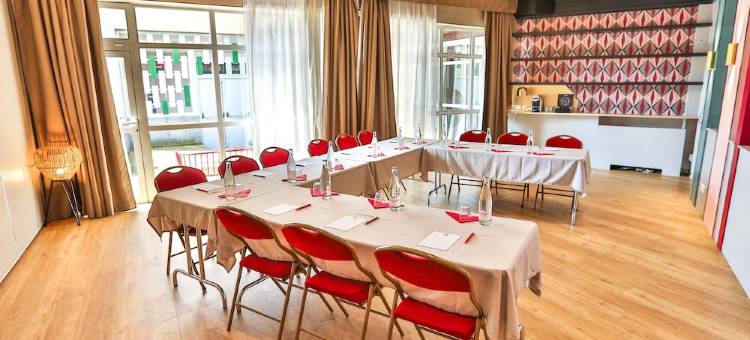 宜必思圣艾蒂安露台酒店(Ibis Saint Étienne - la Terrasse)图片