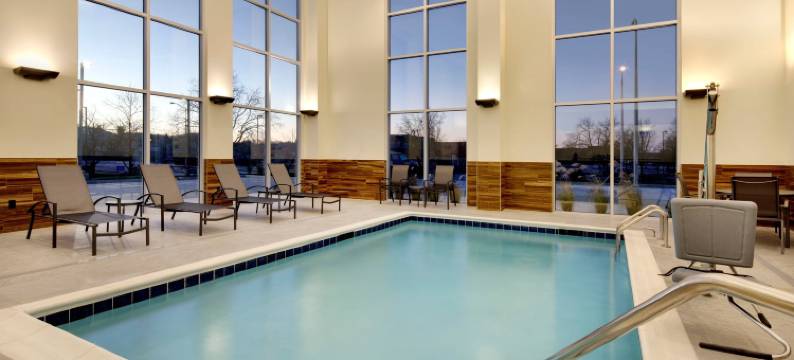 万豪弗兰克林温泉万枫酒店(Fairfield Inn & Suites Franklin Cool Springs)图片