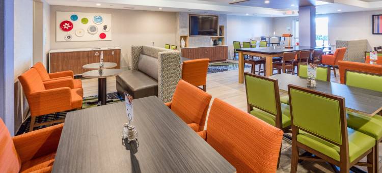 智选假日套房酒店莫德斯托，萨利达(Holiday Inn Express & Suites Modesto-Salida)图片
