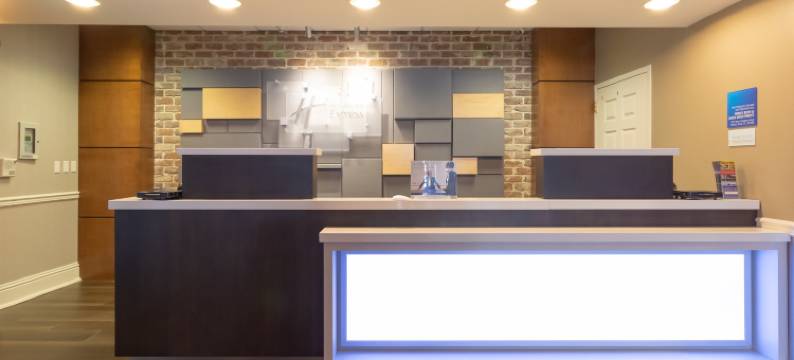 萨凡纳历史街区智选假日酒店(Holiday Inn Express SAVANNAH-HISTORIC DISTRICT by IHG)图片