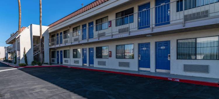 兰乔米拉奇千棕榈罗德威套房酒店(Rodeway Inn & Suites Thousand Palms - Rancho Mirage)图片